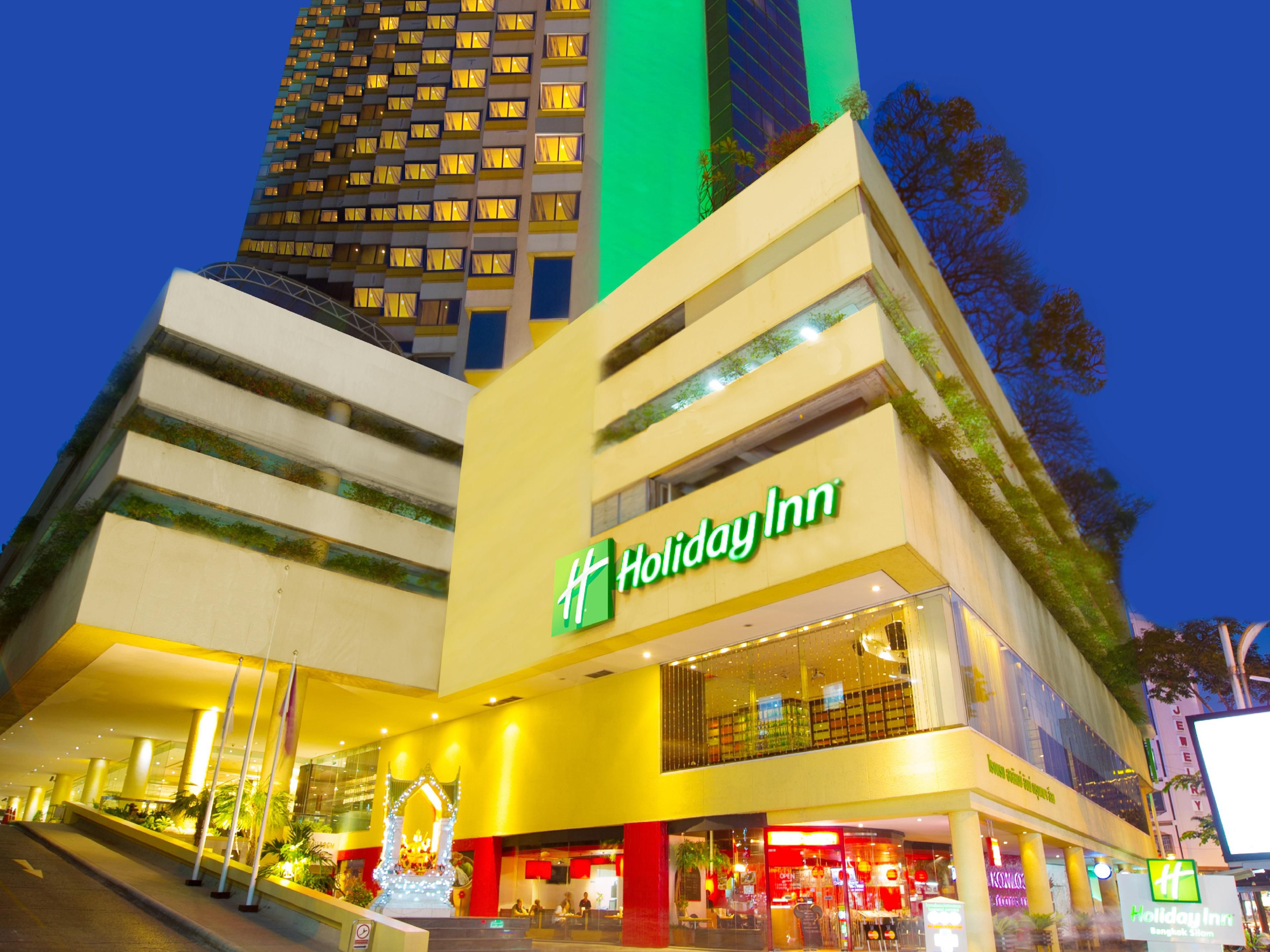 Holiday Inn Bangkok 4x3 Wanderluxe