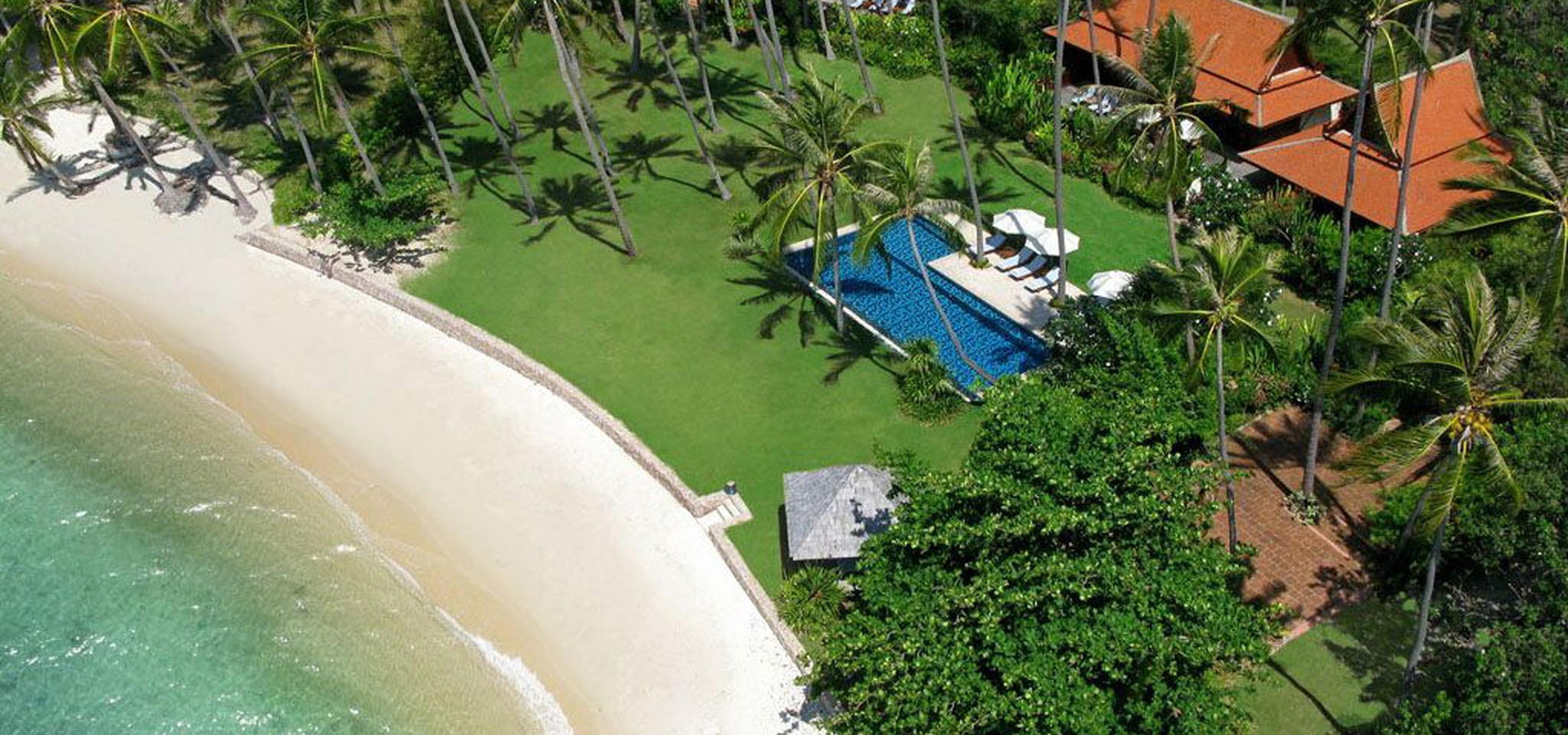 beachside villa with pool in luxury villa in thailand