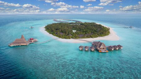 Luxe Stay: Anantara Kihavah Maldives Villas - WanderLuxe